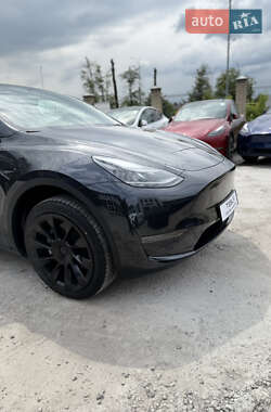 Внедорожник / Кроссовер Tesla Model Y 2024 в 