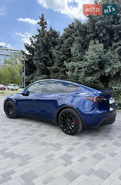 Внедорожник / Кроссовер Tesla Model Y 2022 в 