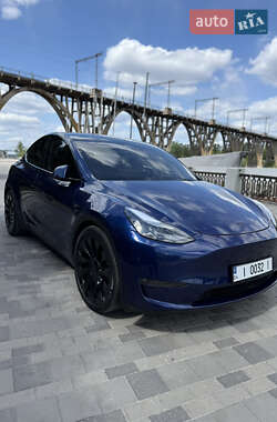 Внедорожник / Кроссовер Tesla Model Y 2022 в 