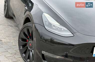Внедорожник / Кроссовер Tesla Model Y 2022 в 