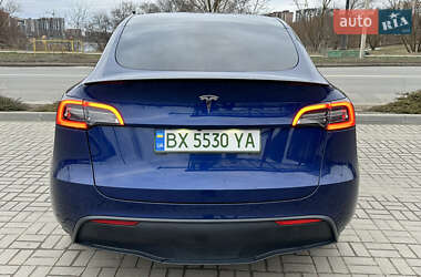 Внедорожник / Кроссовер Tesla Model Y 2021 в 