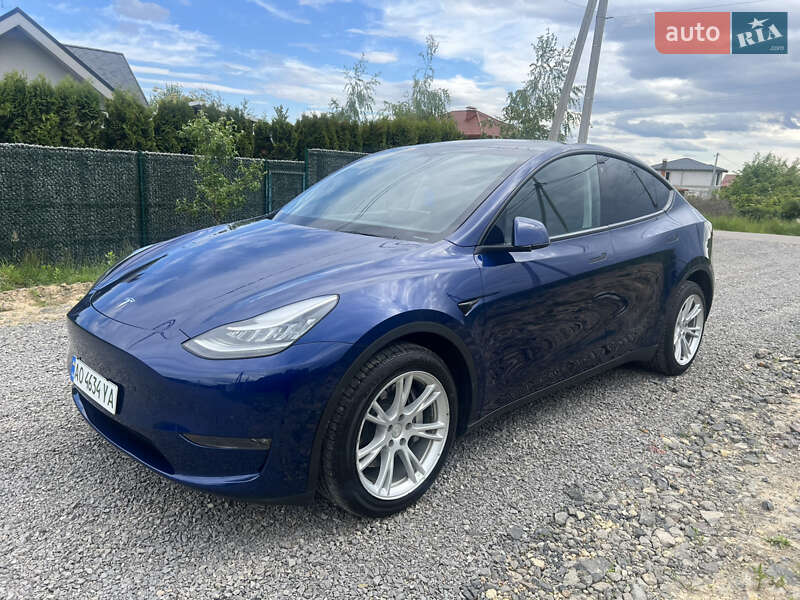 Позашляховик / Кросовер Tesla Model Y 2022 в 
