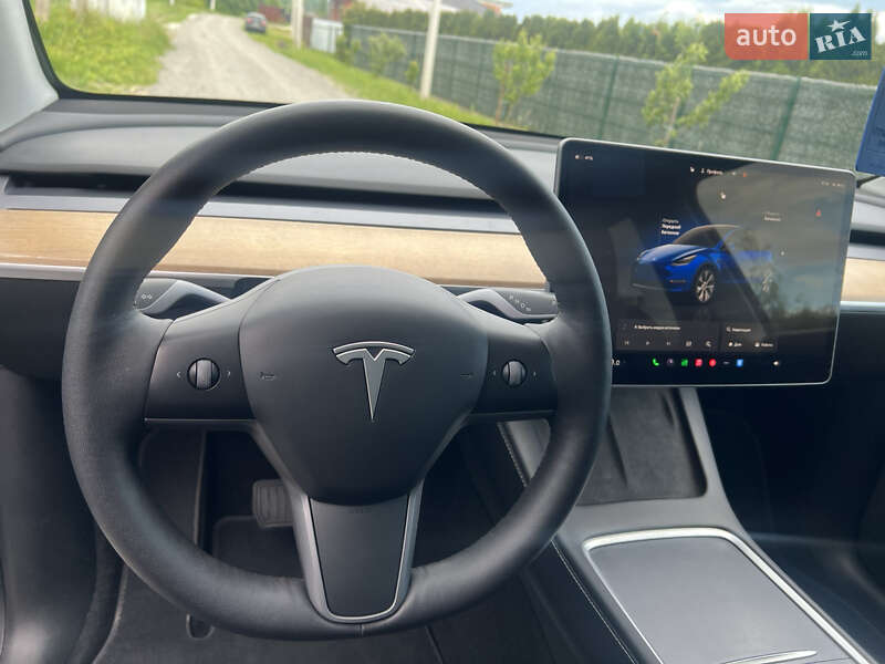 Внедорожник / Кроссовер Tesla Model Y 2022 в Ужгороде