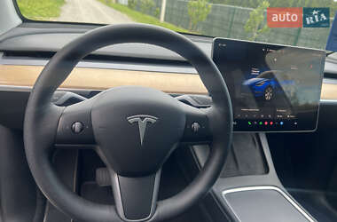 Позашляховик / Кросовер Tesla Model Y 2022 в 