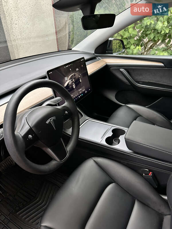 Внедорожник / Кроссовер Tesla Model Y 2023 в Коломые