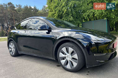 Внедорожник / Кроссовер Tesla Model Y 2024 в 