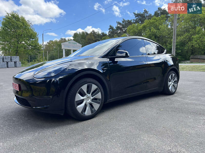 Внедорожник / Кроссовер Tesla Model Y 2024 в Цумани