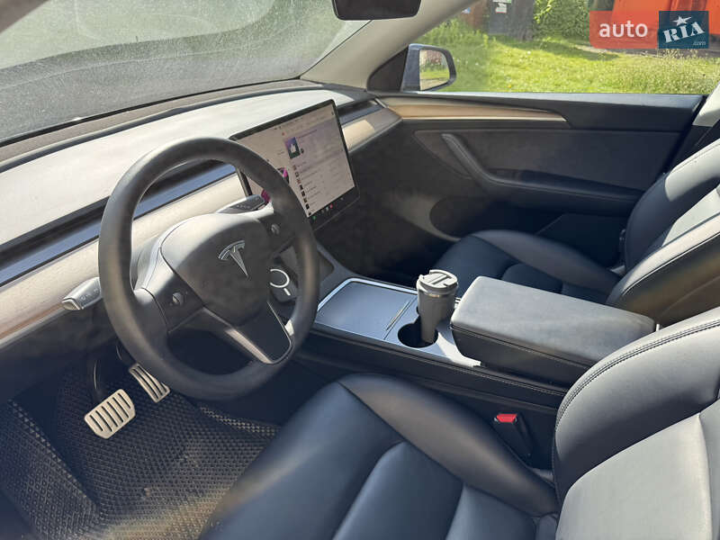 Позашляховик / Кросовер Tesla Model Y 2022 в Львові