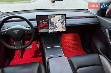 Внедорожник / Кроссовер Tesla Model Y 2021 в 