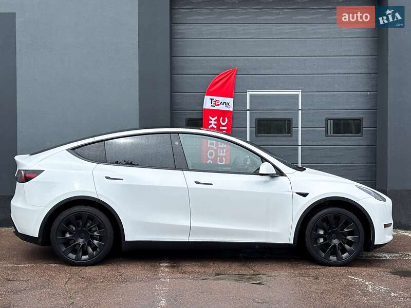Внедорожник / Кроссовер Tesla Model Y 2024 в Киеве фото 11 Внедорожник / Кроссовер Tesla Model Y 2024 в Киеве
