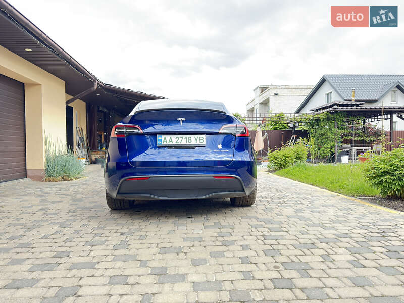 Внедорожник / Кроссовер Tesla Model Y 2021 в Киеве