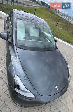 Внедорожник / Кроссовер Tesla Model Y 2023 в 