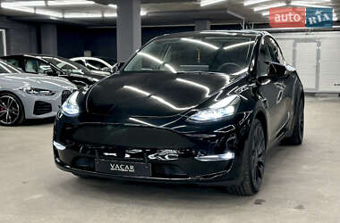 Внедорожник / Кроссовер Tesla Model Y 2021 в 