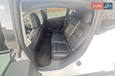 Внедорожник / Кроссовер Tesla Model Y 2022 в 