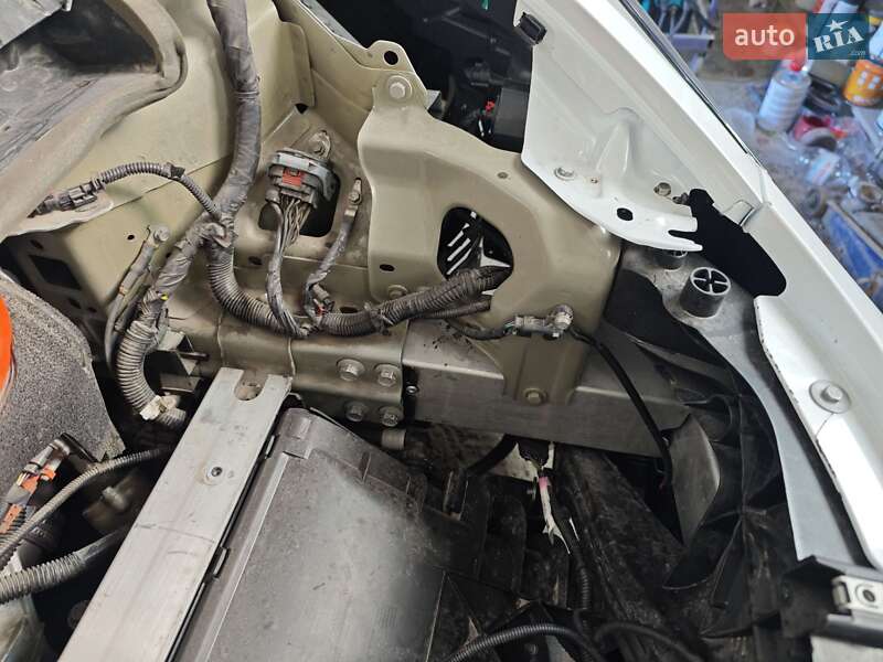 Внедорожник / Кроссовер Tesla Model Y 2022 в Киеве