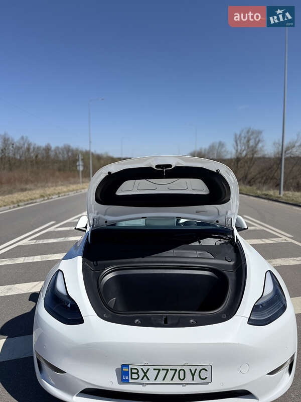 Позашляховик / Кросовер Tesla Model Y 2022 в Хмельницькому