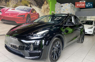 Внедорожник / Кроссовер Tesla Model Y 2024 в Киеве