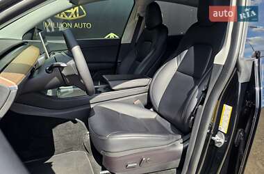 Внедорожник / Кроссовер Tesla Model Y 2021 в 