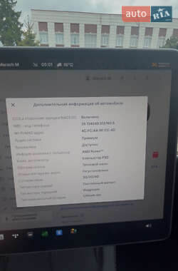 Внедорожник / Кроссовер Tesla Model Y 2023 в 