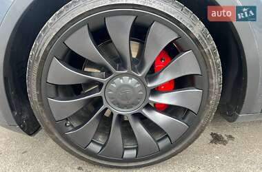 Внедорожник / Кроссовер Tesla Model Y 2022 в 