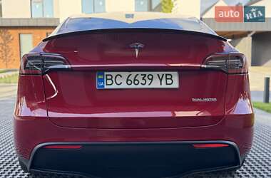 Внедорожник / Кроссовер Tesla Model Y 2021 в 