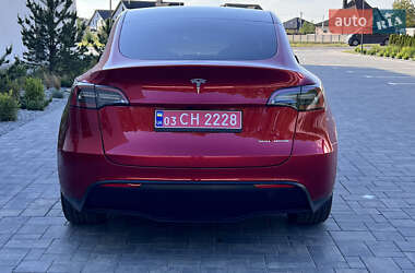 Внедорожник / Кроссовер Tesla Model Y 2024 в 