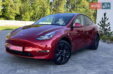 Внедорожник / Кроссовер Tesla Model Y 2024 в 