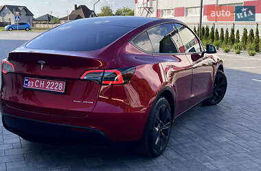 Внедорожник / Кроссовер Tesla Model Y 2024 в 