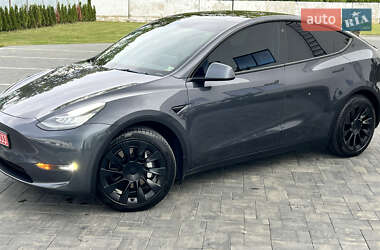 Позашляховик / Кросовер Tesla Model Y 2021 в 