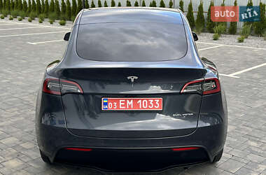 Позашляховик / Кросовер Tesla Model Y 2021 в 