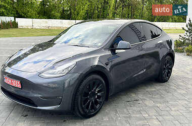 Позашляховик / Кросовер Tesla Model Y 2021 в 