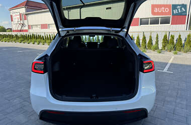 Внедорожник / Кроссовер Tesla Model Y 2022 в 