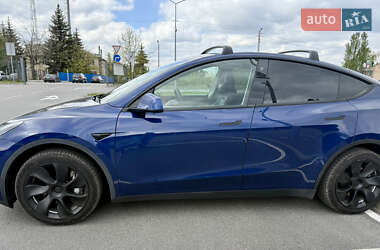 Внедорожник / Кроссовер Tesla Model Y 2021 в 