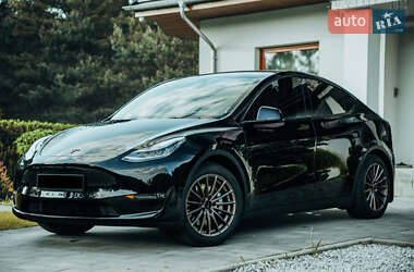 Внедорожник / Кроссовер Tesla Model Y 2022 в Киеве