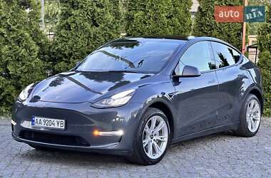 Внедорожник / Кроссовер Tesla Model Y 2021 в Киеве