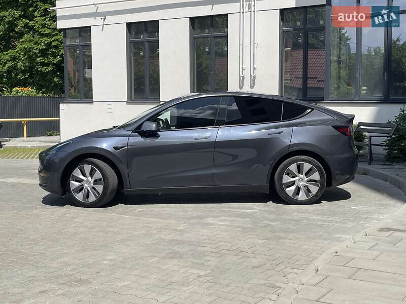 Позашляховик / Кросовер Tesla Model Y 2022 в Рівному