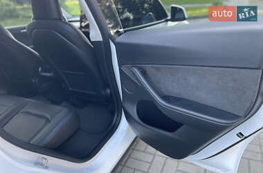 Внедорожник / Кроссовер Tesla Model Y 2022 в 