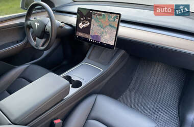 Внедорожник / Кроссовер Tesla Model Y 2022 в 