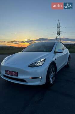 Внедорожник / Кроссовер Tesla Model Y 2022 в Львове