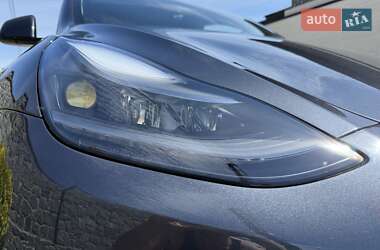Позашляховик / Кросовер Tesla Model Y 2024 в 