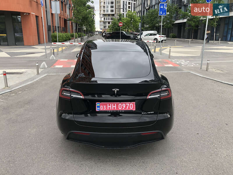 Внедорожник / Кроссовер Tesla Model Y 2022 в Киеве