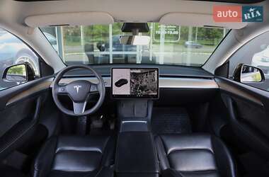 Позашляховик / Кросовер Tesla Model Y 2021 в 