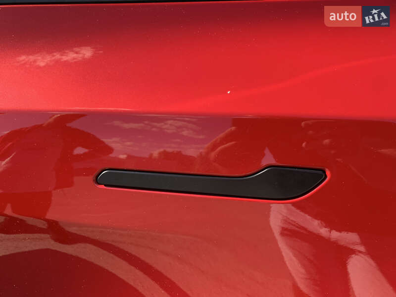 Внедорожник / Кроссовер Tesla Model Y 2021 в Запорожье