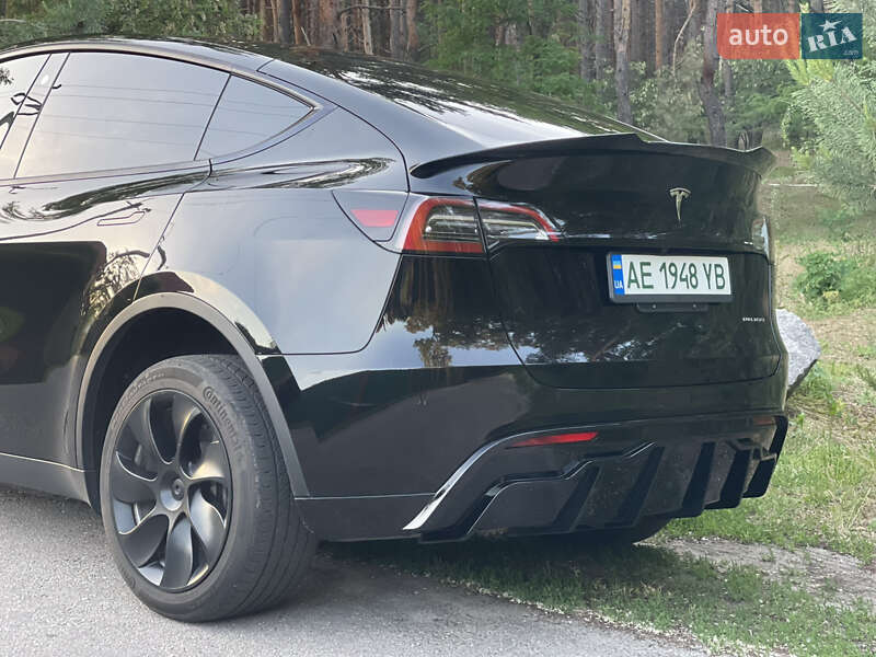 Внедорожник / Кроссовер Tesla Model Y 2023 в Днепре
