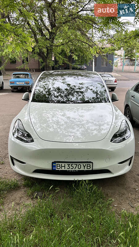 Внедорожник / Кроссовер Tesla Model Y 2023 в Одессе