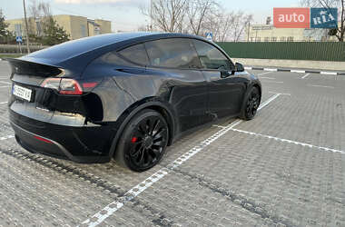 Внедорожник / Кроссовер Tesla Model Y 2022 в 