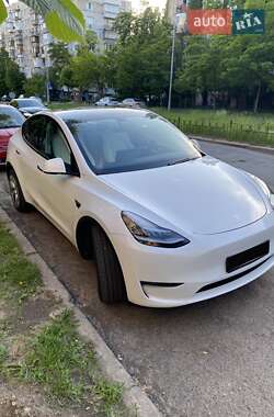 Позашляховик / Кросовер Tesla Model Y 2020 в Києві