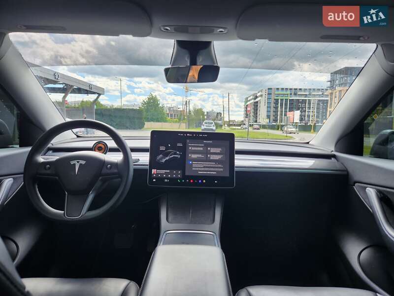 Внедорожник / Кроссовер Tesla Model Y 2021 в Ужгороде