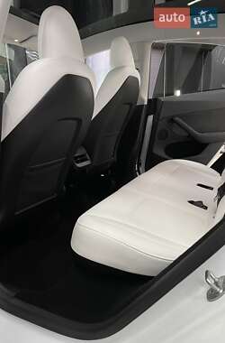 Внедорожник / Кроссовер Tesla Model Y 2023 в 