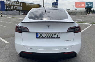 Внедорожник / Кроссовер Tesla Model Y 2022 в 